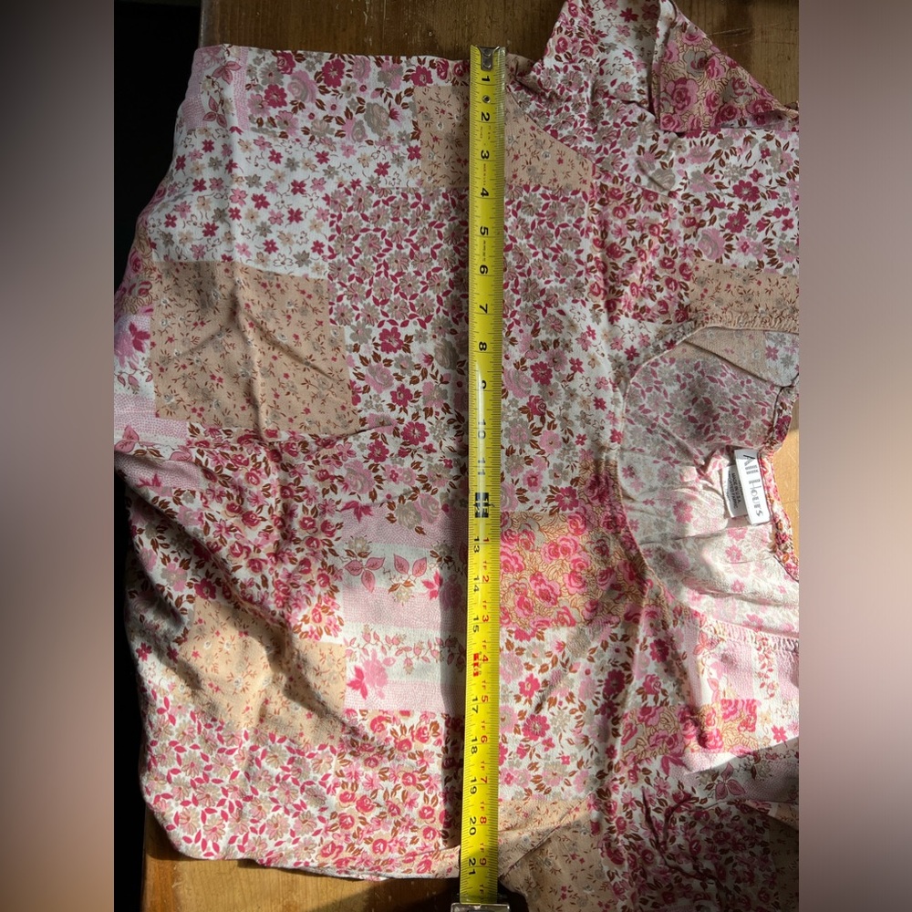 Dress - Picture 6 of 7
